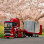 1:18 RC semi truck with detachable trailer side angle