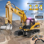 Huina RC excavator digging sand with metal bucket